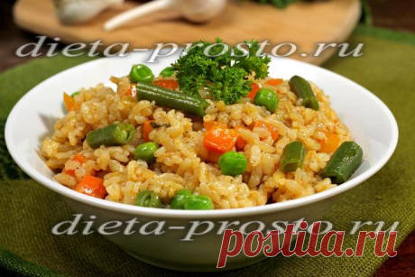 Рис с соевым соусом и овощами