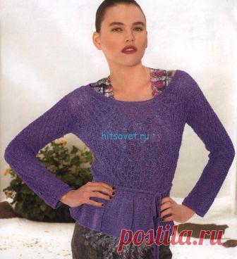 Вязаный пуловер с воланами - Хитсовет Вязаный пуловер с воланами. Очаровательный пуловер с воланами по низу, интенсивного лилового цвета и декоративным ажурным узором. Очень модная вещь для летних дней!