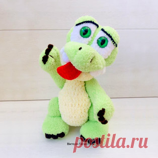 Крококоша амигуруми. Схемы и описания для вязания игрушек крючком! Бесплатный мастер-класс от Виктории Пелых по вязанию плюшевого крокодила по имени Крококоша. Высота вязаной крючком игрушки примерно 28 см. Для изгото…