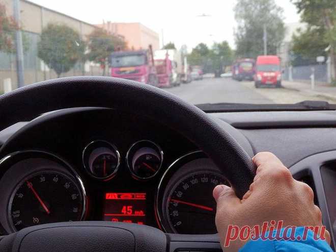 Почему нельзя слепо доверять показаниям спидометра и одометра автомобиля , а ABS может сработать когда не надо / Автомобили, транспорт и аксессуары / iXBT Live