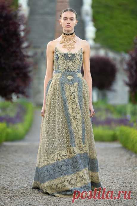 Высокая мода Christian Dior Resort 2025