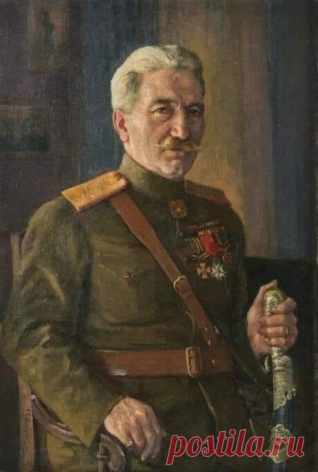 «Սասունի արծիւը չկայ այլևս... Մանուկները ծնողի մահը չեն ըմբըռնում, ազգերը՝ հերոսի: Առաջնորդ, շէֆ էր ծնուած Անդրանիկ: Ամէն տեղ ու ամէն պարագաներում Անդրանիկ մնում էր տիրական, իշխող ու հրամայող»:
Ավետիս Ահարոնյան

Թերլեմեզյան Փանոս Պողոսի
Զորավար Անդրանիկի դիմանկարը (1927),կտավ, յուղաներկ, 91x64 սմ