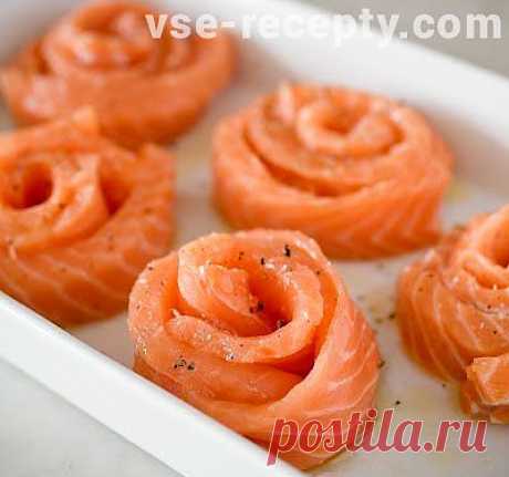 Розочки из семги с соусом » Кулинарные рецепты. Пошаговые фото рецепты.