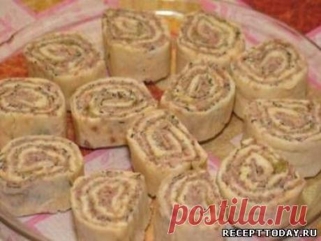 Рецепт: Рулетики с фаршем