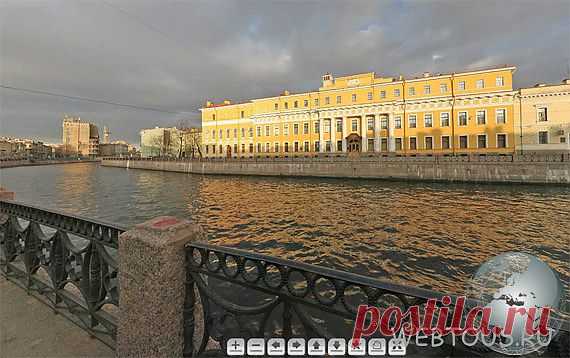 Санкт-Петербург в панорамах (69 панорам дворцов и музеев, 63 -достопримечательностей города, 25 - парков, 20 - крепостей, 14 -костюмированных представлений и фестивалей) 
МИР ПАНОРАМ http://panoramas.classic-ru.org/russian/