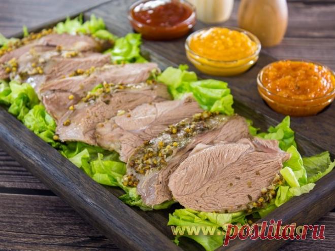 Запеченная баранья нога