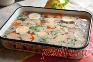 Как правильно приготовить вкусный холодец...
Основные правила приготовления хорошего холодца
Для того чтобы приготовить прозрачный холодец, необходимо помнить 
несколько простых правил, придерживаясь которых можно будет без труда 
сотворить этот кулинарный шедевр.
Правило 1. Выбор основного ингредиента – мяса.
Готовить холодец можно из любого мяса (из курицы, из свинины, из 
говядины, из свиных