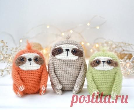 PDF Малыш Ленивец крючком. FREE crochet pattern; Аmigurumi animal patterns. Амигуруми схемы и описания на русском. Вязаные игрушки и поделки своими руками #amimore - ленивец, зверюшка, животное.