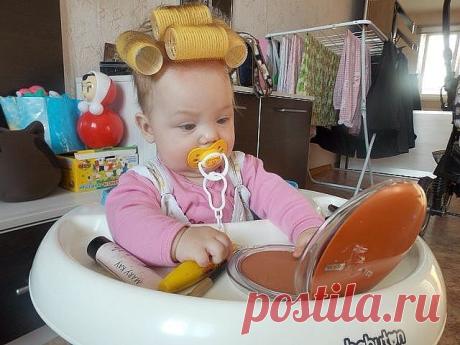 Девочки такие с детства
