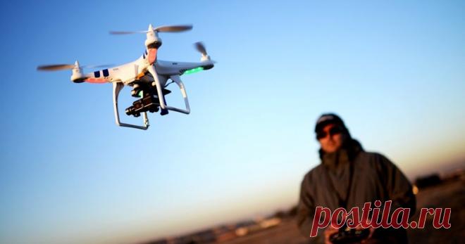 9 самых дорогих дронов в мире (10 фото) | Чёрт побери В настоящее время дроны используют для аэрофотосъемки, слежения и патрулирования объектов, доставки покупок на дом и даже для спасения людей. На днях Минтранс ввел обязательную регистрацию дронов в России. Стоимость беспилотника варьируется в больших пределах, конечно, чем лучше характеристики и шире функциональность, тем дороже аппарат. Сегодня вашему вниманию представляются 9 самых дорогих дронов в мире. 9. Гексакопте...