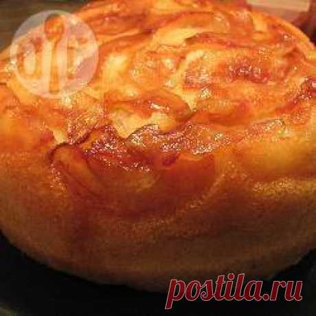 Шарлотка (с секретом) в мультиварке