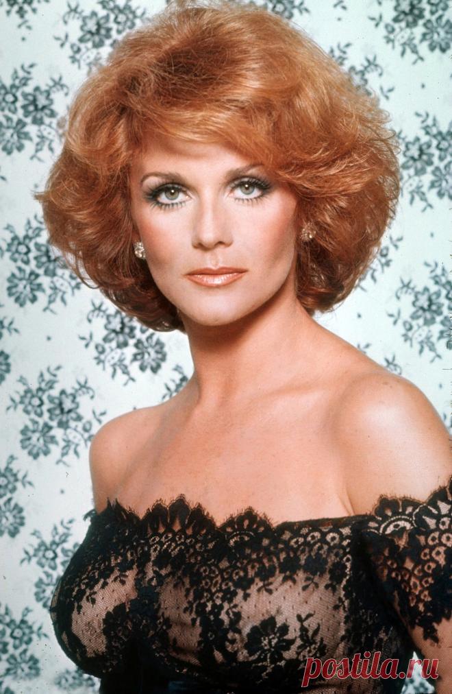 Энн-Маргрет, 28 апреля, 1941