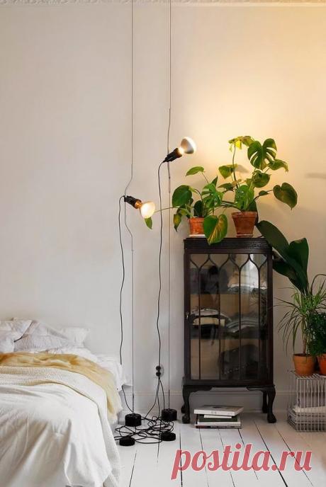 Зима — время, когда мы остро ощущаем недостаток солнечного тепла. Серо становится не только на улице, но и в квартире. Что же делать, чтобы интерьер наполнился светом, стал уютнее и интереснее? Читайте на roomble