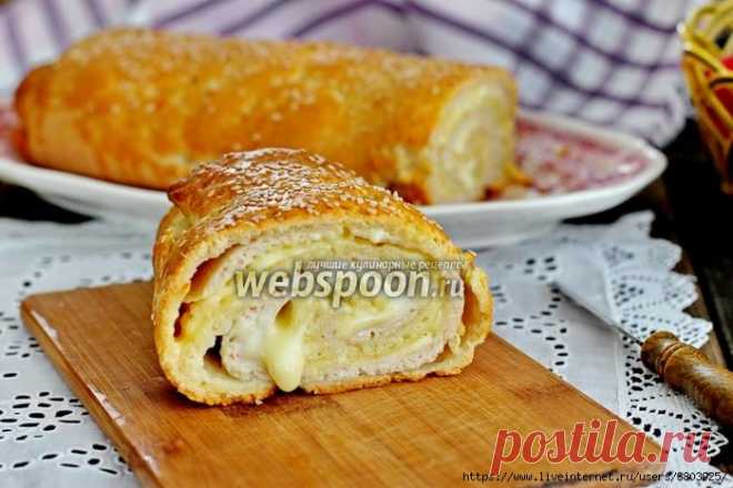 Для фанатов горячего тягучего сыра🍥рулет из нежного теста с куриным фаршем и сыром