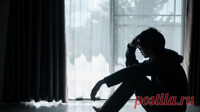 Школьник устроил обыск дома, вскрыл сейф родителей и отдал мошенникам 12,5 млн рублей. Аферисты выманили у башкирского старшеклассника все накопления родителей, сначала они заставили подростка провести дома обыск в поисках наличных, а затем вскрыть сейф. Об этом сообщает УМВД республики. В правоохранительные органы ...