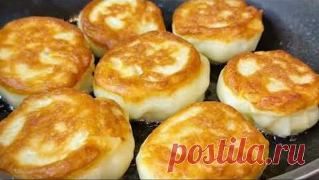 Натерла ЯБЛОКИ, смешала и пожарила:ВКУСНЯТИНА на завтрак для всейСЕМЬИ! Оладьи с Яблоками.