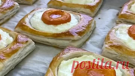 Приготовим слойки или быстрые ватрушки.