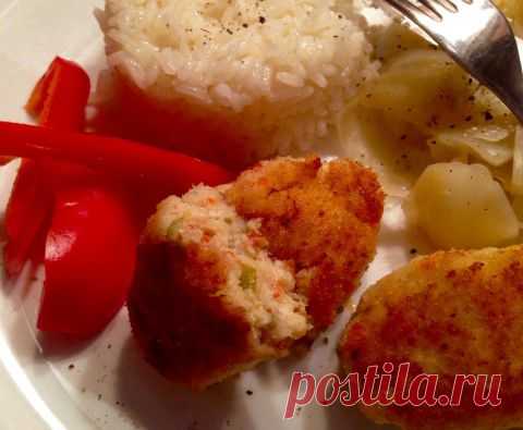 РЫБНЫЕ КОТЛЕТКИ СО СРЕДИЗЕМНОМОРСКИМИ МОТИВАМИ