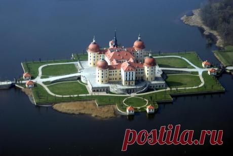 Воздушный вид Замок Морицбург Саксония