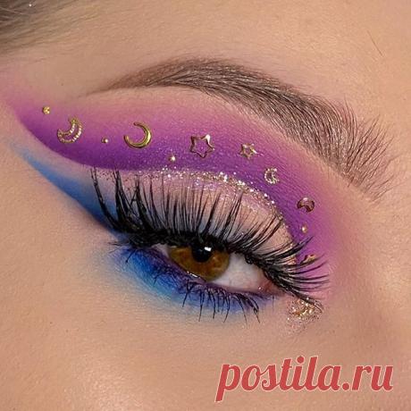 quick, drop ALL the star emojis to give @julibake's starry eyed look all the love ✨💫✨
🛒 grab everything morphe (including collabs) for 40% OFF w/ code "fab40" on morphe.com + select morphe stores! #morphexmaddieziegler #blackfriday