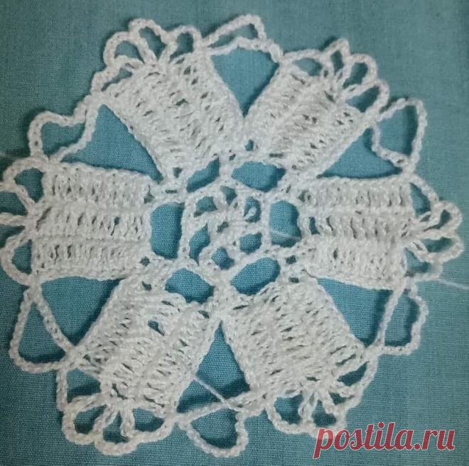 Идея. Милый топ цветочными мотивами