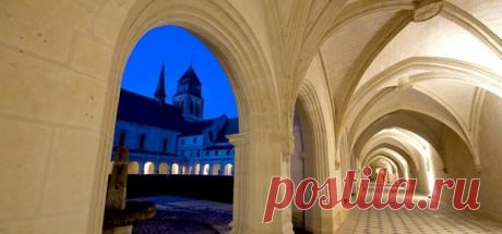 Фонтевро: Цены, время работы, карты