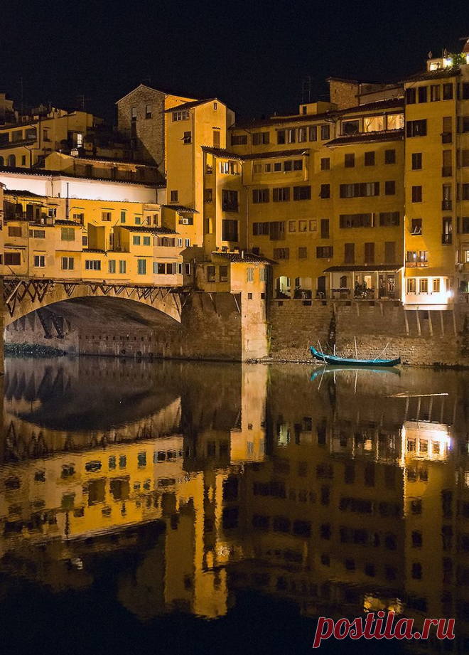 Ponte Vecchio and Arno River at Night - Florence, Tuscany, Italy