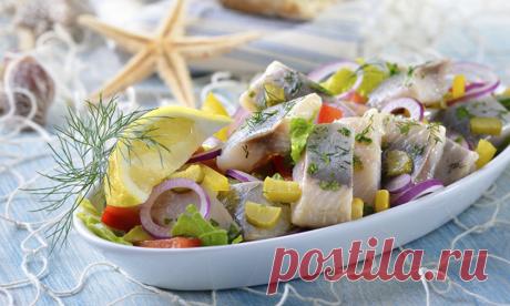 Рыба моей мечты: 4 домашних рецепта маринованной селедки - KitchenMag.ru