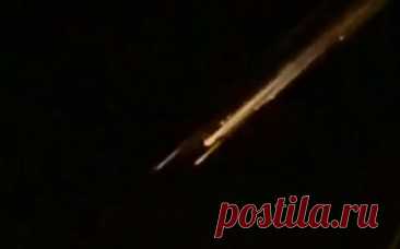 Астрономы назвали объект, пролетевший ночью над Ставропольским краем. В ночь на 23 мая над Ставропольским краем пролетел спутник Starlink-2653, сообщил астрономический проект AstroAlers в своем сообществе во «ВКонтакте».