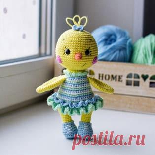 Цыпочка амигуруми. Схемы и описания для вязания игрушек крючком! Бесплатный мастер-класс от Татьяны Косточенковой по вязанию цыплёнка Цыпочки крючком. Высота вязаной игрушки примерно 18 см. Для изготовлен вязаного ц…