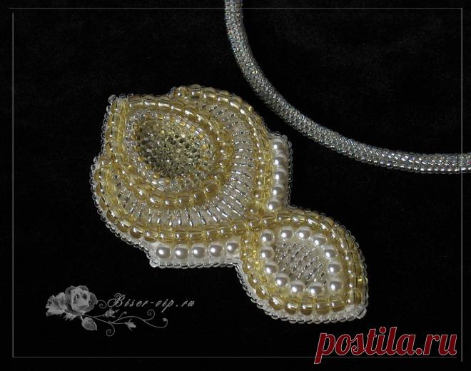 Колье-трансформер "Сияющий лотос" | biser.info - всё о бисере и бисерном творчестве