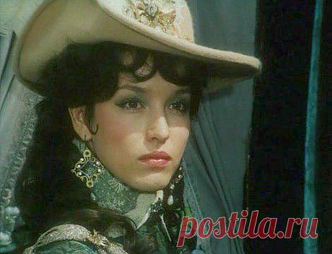 Анна Самохина