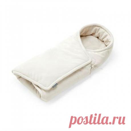 Спальный мешок для ребенка является вариантом конверта и позволяет выйти с ребенком на прогулку, обеспечивая ему максимальный комфорт. В статье дана выкройка самого простого спального мешка, но Вы можете добавить к нему более теплую подкладку (изначально увеличив при необходимости размеры самого спального мешка в среднем на 1-2 см) или декорировать красивыми деталями.

...