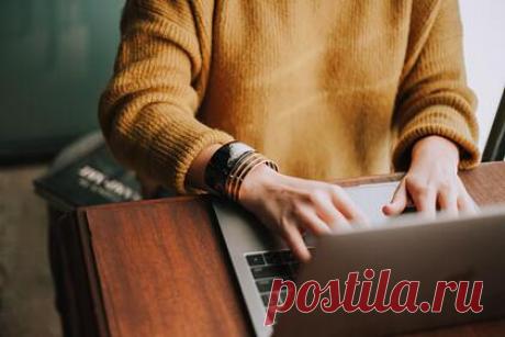 Россиян предупредили об актуальных в праздники видах мошенничества. Директор по информационной безопасности компании Veeam Гил Вега предупредил россиянах об актуальных в праздники видах мошенничества. По словам аналитика, в праздничное время особенно популярны рассылки с поддельными уведомлениями о доставке, подарочными картами, сертификатами и купонами.