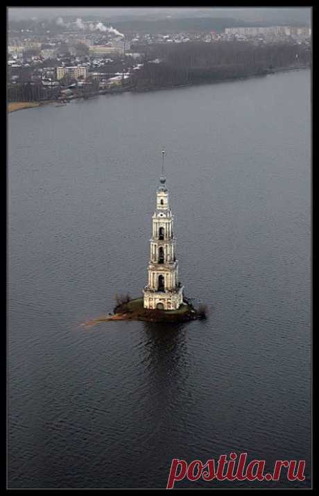 St. Nicholas belltower, part of the flooded church in Kalyazin, Russia   |  Pinterest: инструмент для поиска и хранения интересных идей