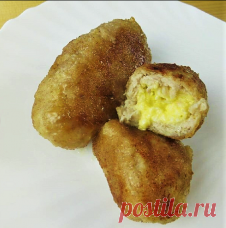 Легкий ужин в эту среду. Вкусные и простые рецепты.
Здравствуйте уважаемые читатели. Мира и здоровья вам. А сегодня предлагаю вам приготовить свой ужин по этим простым рецептам. Блюдо первое — «Котлетоны». Нам потребуется для приготовления. Фарш любой, по вашему вкусу — 700 грамм. Манная крупа -50 грамм. Яйцо куриное- 4 шт. Сыр -150 грамм. Лук — 1 небольшая луковка. Чеснок -2 зубчика. Специи для […]
Читай дальше на сайте. Жми подробнее ➡
