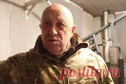 «Бахмутская мясорубка для перемалывания ВСУ»: Пригожин заявил о полном выполнении задач ЧВК «Вагнер» в Артемовске. Основатель частной военной компании (ЧВК) «Вагнер» Евгений Пригожин заявил, что за семь месяцев группа полностью выполнила задачи операции в Артемовске (украинское название — Бахмут). Он отметил, что целью было не взятие города, а «перемалывание» подразделений Вооруженных сил Украины (ВСУ).