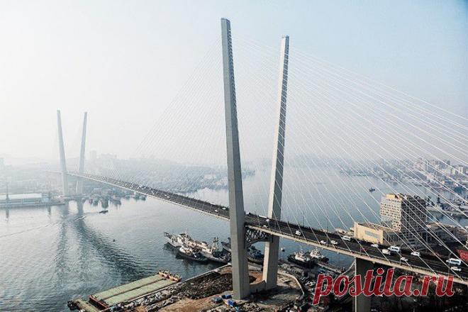 Владивосток. Наш Гонконг, Япония и Китай  | 12 городов России, куда стоит отправиться на майские • НОВОСТИ В ФОТОГРАФИЯХ