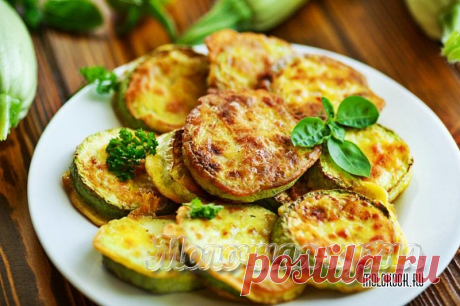 Кабачки в кляре, жаренные на сковороде – быстрые и вкусные рецепты Рецепты жареных на сковороде кабачков в разных видах кляра. Идеи для подачи блюда, варианты соусов. Пошаговые инструкции по приготовлению.