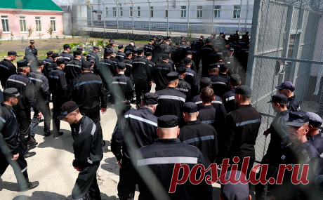 Курултай Башкирии предложил закон об отправке заключенных на Украину. Депутаты Башкирии предложили давать осужденным отсрочку за участие в спецоперации. День участия в военных действиях будет засчитывать в срок лишения свободы как десять дней. Против законопроекта выступил Евгений Пригожин