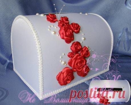 Сундучок для денег и открыток на свадьбу своими руками.