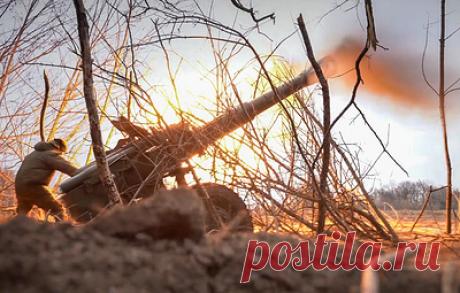 МО РФ сообщило об отражении четырех атак штурмовых групп ВСУ на купянском направлении. По словам начальника пресс-центра группировки войск &quot;Запад&quot; Сергея Зыбинского, противник отошел в юго-западном направлении