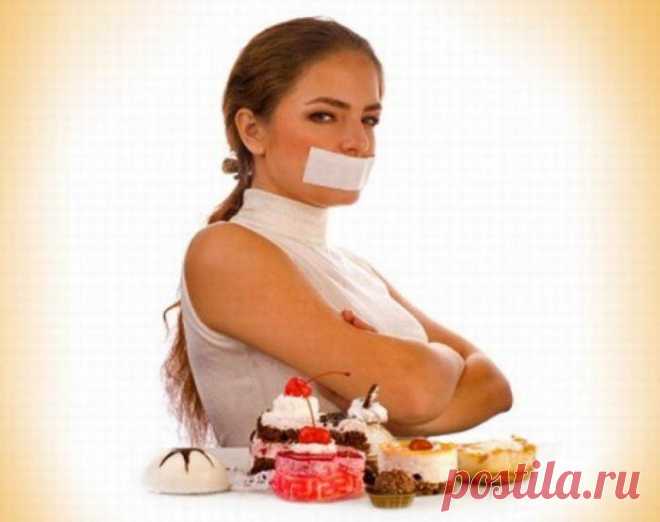 9 продуктов, которые нельзя есть или пить после 9 вечера