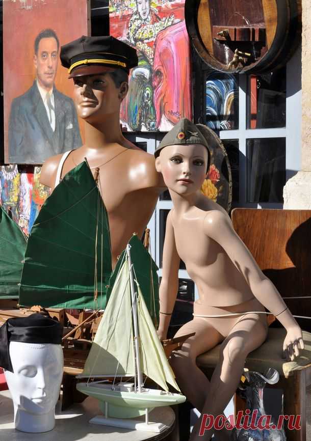 Feira da Ladra – блошиный рынок в Лиссабоне: культ на манекены