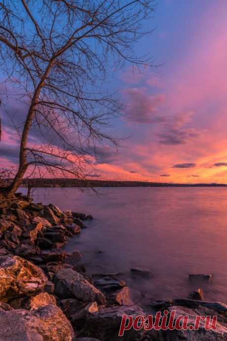 Beautiful2me — maureen2musings: Couche de soleil à Magog Manon...