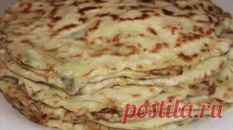 В последнее время кефир покупаю часто: готовлю вкусные аварские лепешки на кефире с начинкой |... 500мл кефира,700-750гр муки,1/2ч.л.соли,1ч.л.соды,700гр картофеля,2штлук,укроп.соль-по вкусу,сливочное масло-80гр,2ст.л.растит.масла и сливочное масло-для подачи