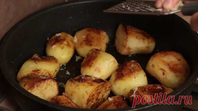 Вкусная картошка с румяной корочкой – бюджетный вариант рецепт с фото