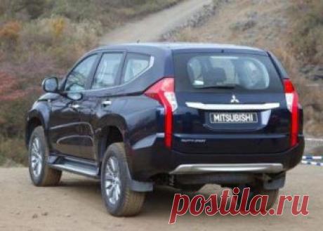Какие диски на Мицубиси Паджеро Спорт выбрать по размеру, вылету, по материалу изготовления. Какие авто диски подходят на Mitsubishi Pajero Sport разных поколений.