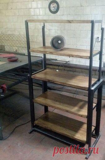 Cтеллaж-cтол. Cоxраняйтe чертежи!