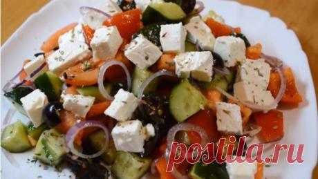 Греческий салат по простым рецептам в домашних условиях | Вкусный блог Пульс Mail.ru Как приготовить греческий салат с вкусной заправкой